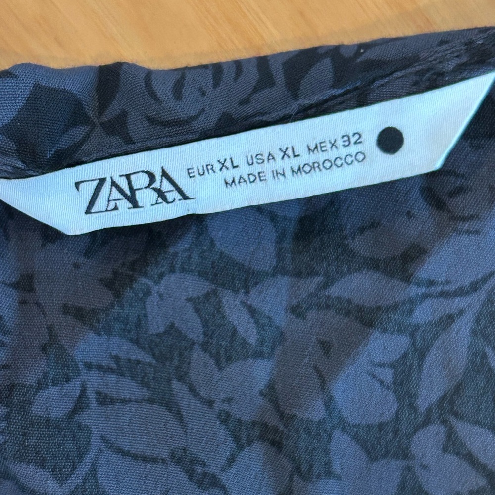 Zara Black and Navy V Neck Long Sleeve Women’s Floral Print Dress - Picture 4 of 15